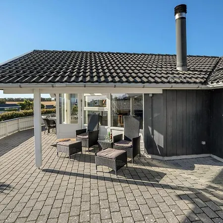 Skønt Hus I Med Sauna Feriehus